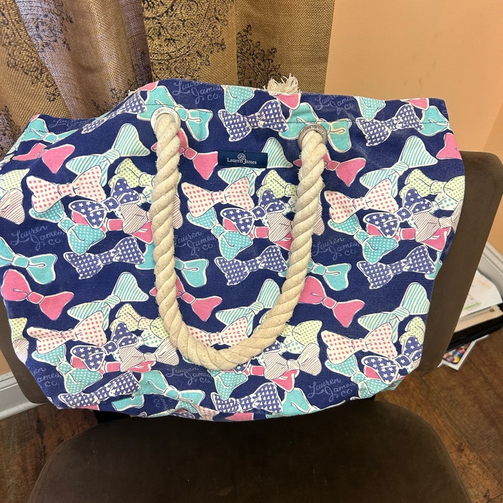 Lauren James BOW beach tote